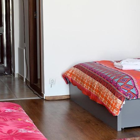 Lovely 1 Bedroom Near Arena Nationala With Ac And Free Street Parking Bukarest Exterior foto