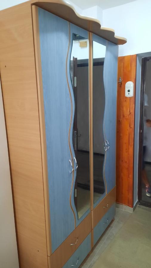Lovely 1 Bedroom Near Arena Nationala With Ac And Free Street Parking Bukarest Exterior foto