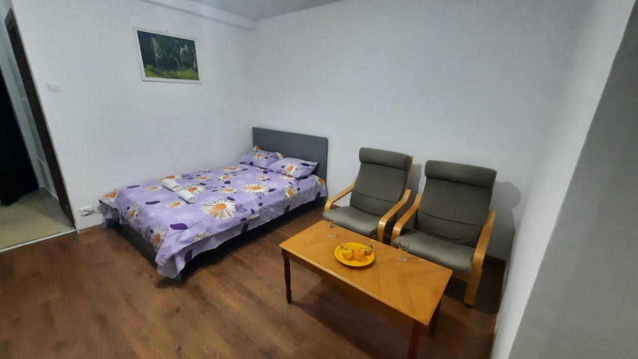 Lovely 1 Bedroom Near Arena Nationala With Ac And Free Street Parking Bukarest Exterior foto