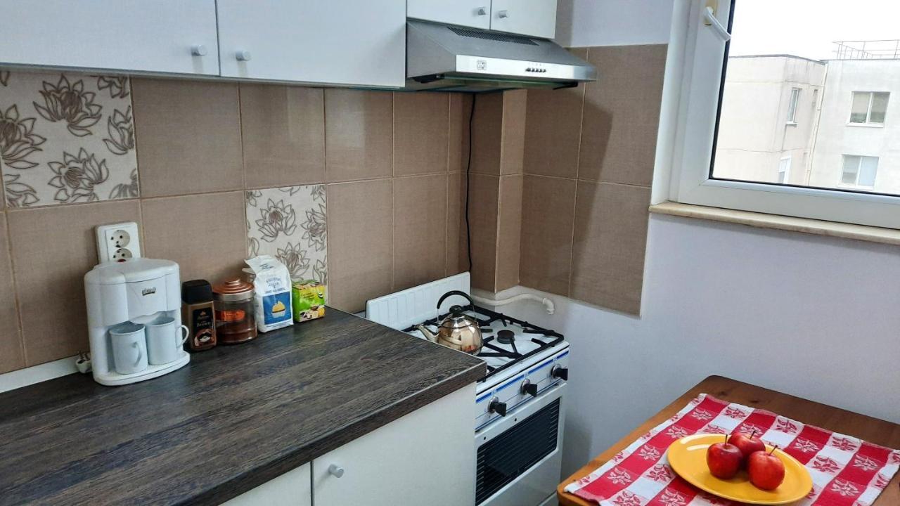 Lovely 1 Bedroom Near Arena Nationala With Ac And Free Street Parking Bukarest Exterior foto